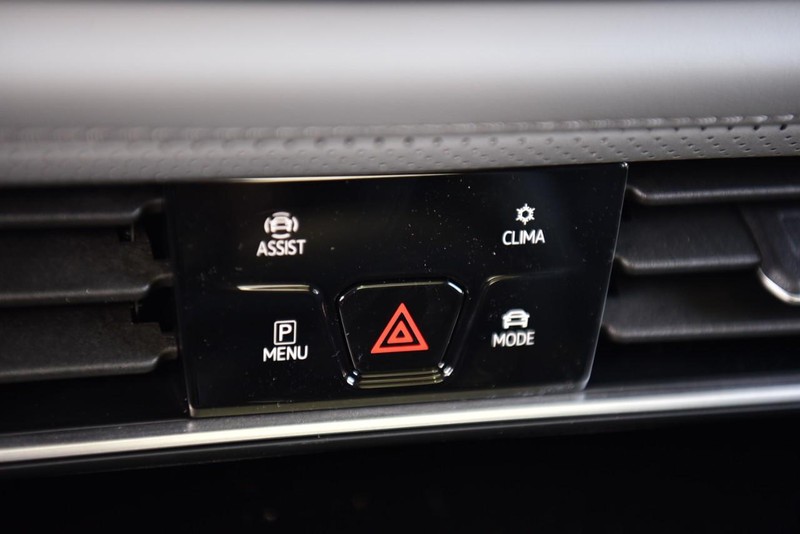 Volkswagen Atlas Vehicle Image 14