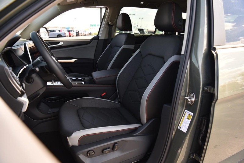 Volkswagen Atlas Vehicle Image 19