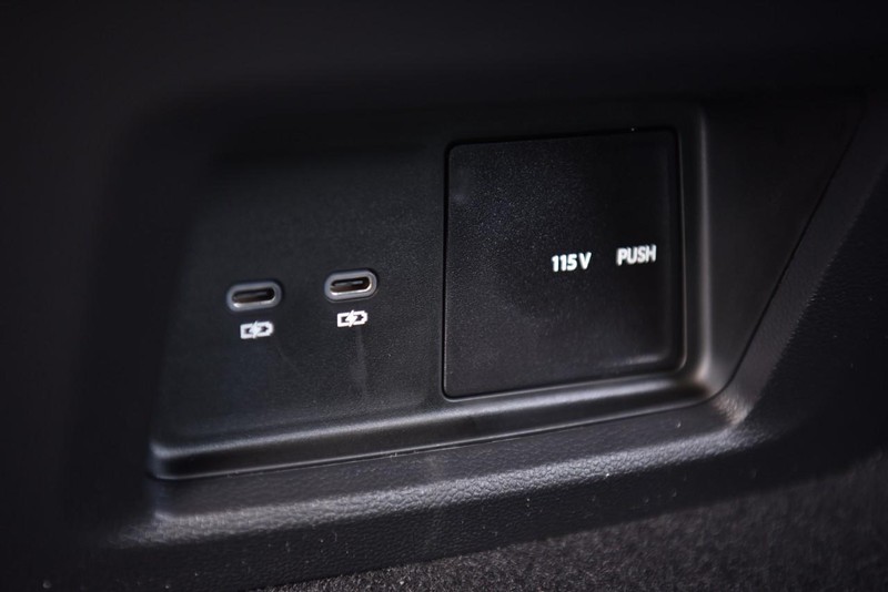 Volkswagen Atlas Vehicle Image 24