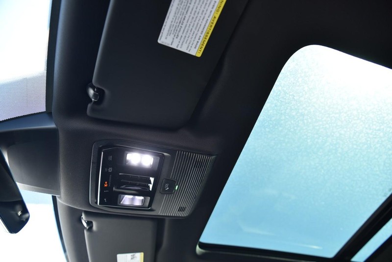 Volkswagen Atlas Cross Sport Vehicle Image 21