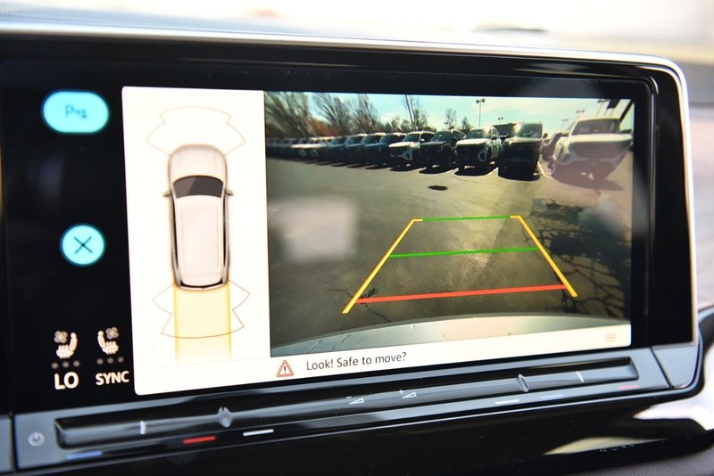 Volkswagen Atlas Vehicle Image 13