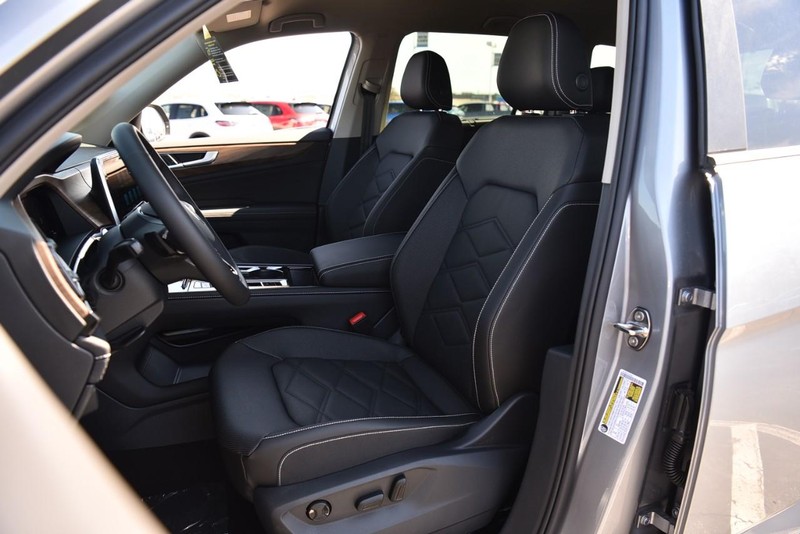 Volkswagen Atlas Vehicle Image 19