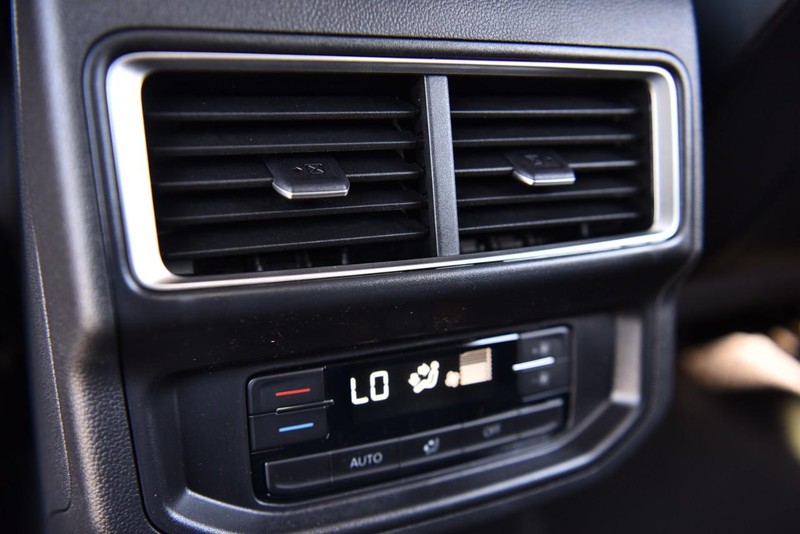 Volkswagen Atlas Vehicle Image 22