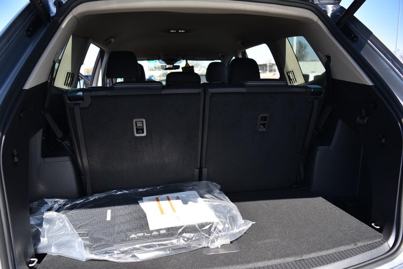 Volkswagen Atlas Vehicle Image 25