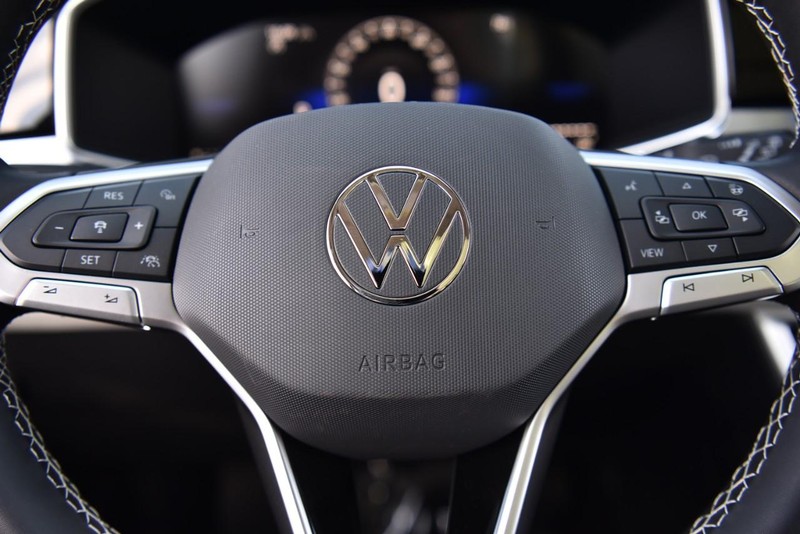 Volkswagen Taos Vehicle Image 19
