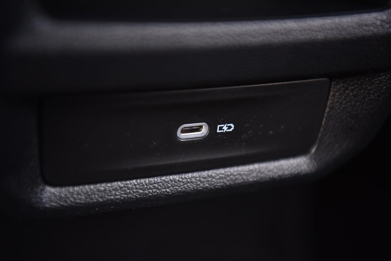 Volkswagen Taos Vehicle Image 25
