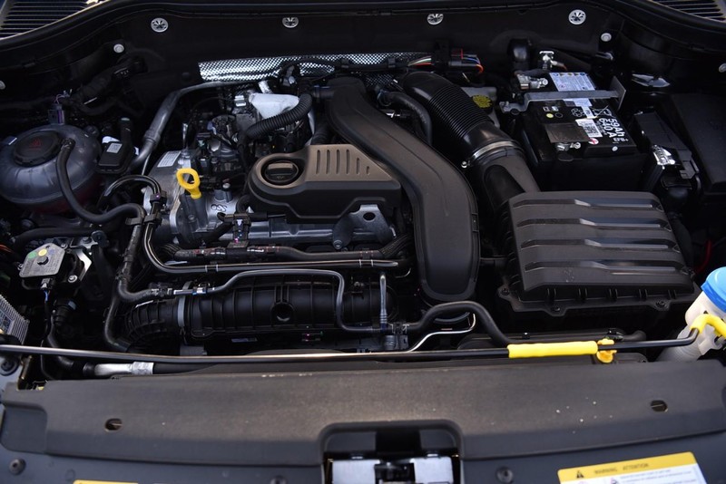 Volkswagen Taos Vehicle Image 27