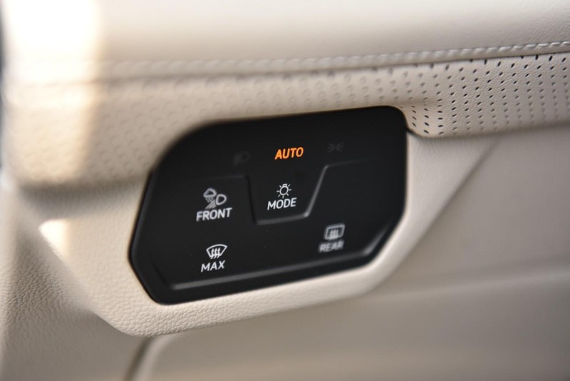 Volkswagen Atlas Vehicle Image 12