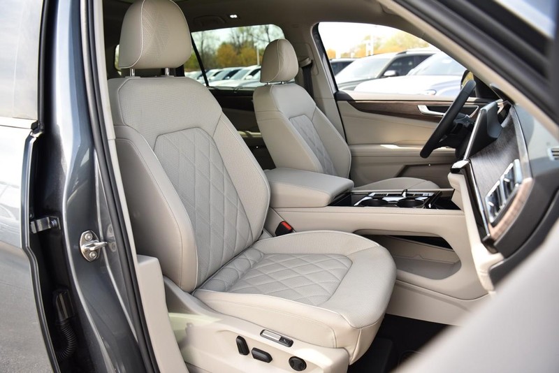 Volkswagen Atlas Vehicle Image 21