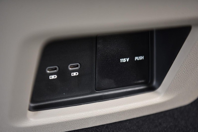Volkswagen Atlas Vehicle Image 25