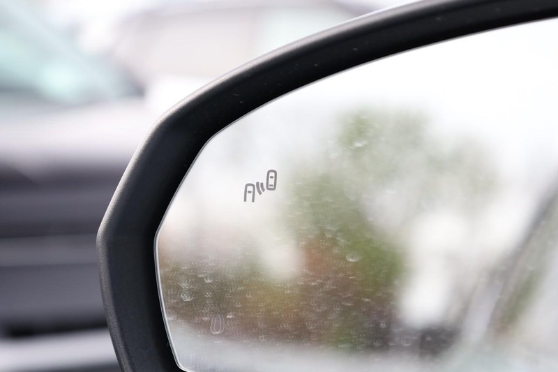 Volkswagen Taos Vehicle Image 24