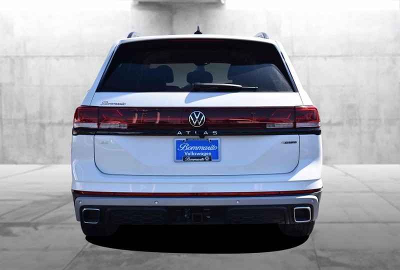 Volkswagen Atlas Vehicle Image 06