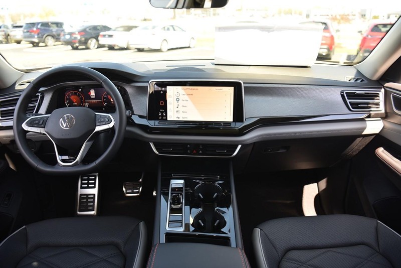 Volkswagen Atlas Vehicle Image 07