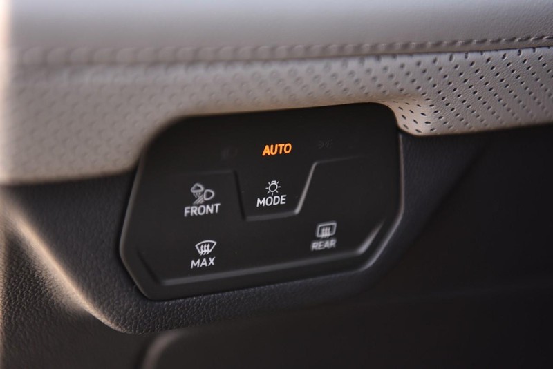 Volkswagen Atlas Vehicle Image 11