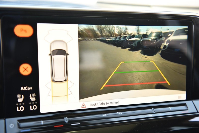 Volkswagen Atlas Vehicle Image 13