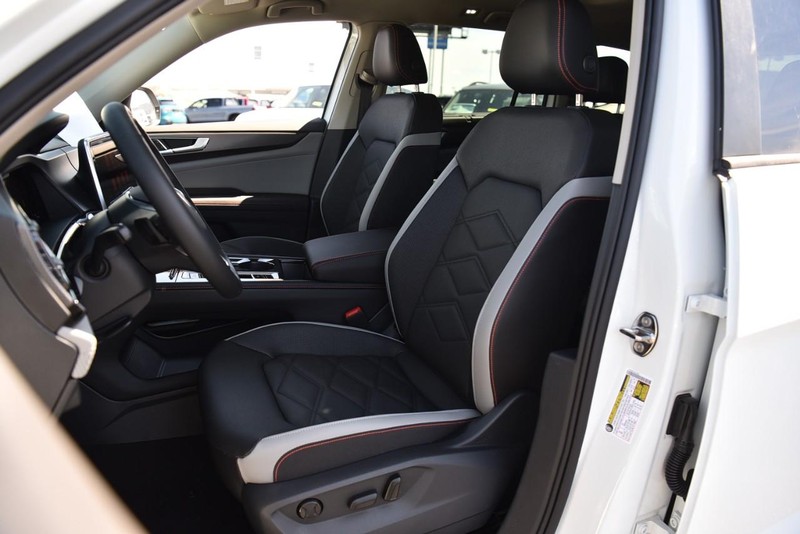 Volkswagen Atlas Vehicle Image 19