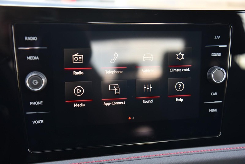 Volkswagen Jetta GLI Vehicle Image 19