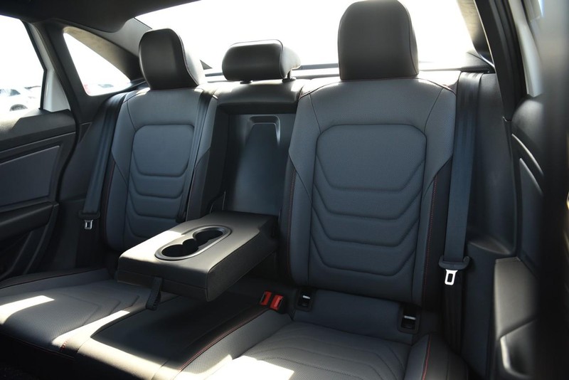 Volkswagen Jetta GLI Vehicle Image 24