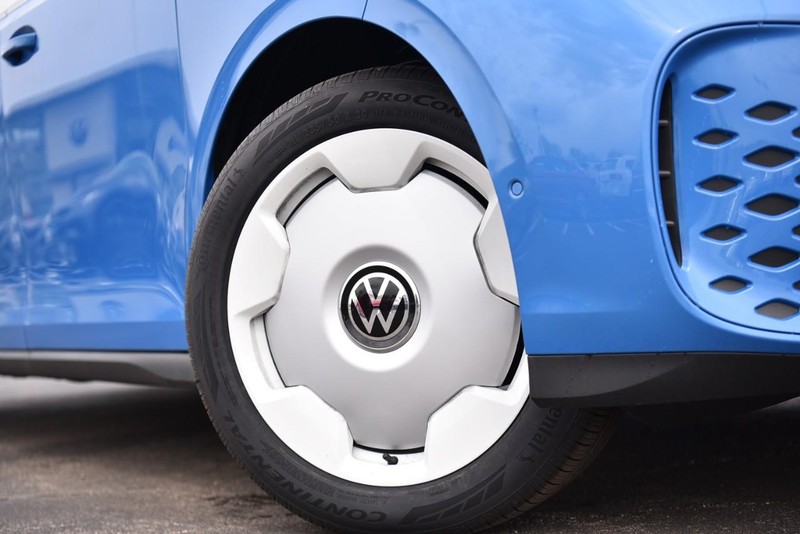 Volkswagen ID. Buzz Vehicle Image 03