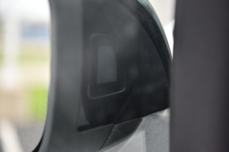 Volkswagen ID. Buzz Vehicle Image 11