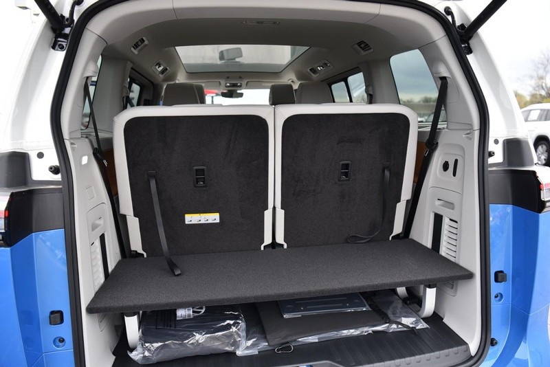 Volkswagen ID. Buzz Vehicle Image 27