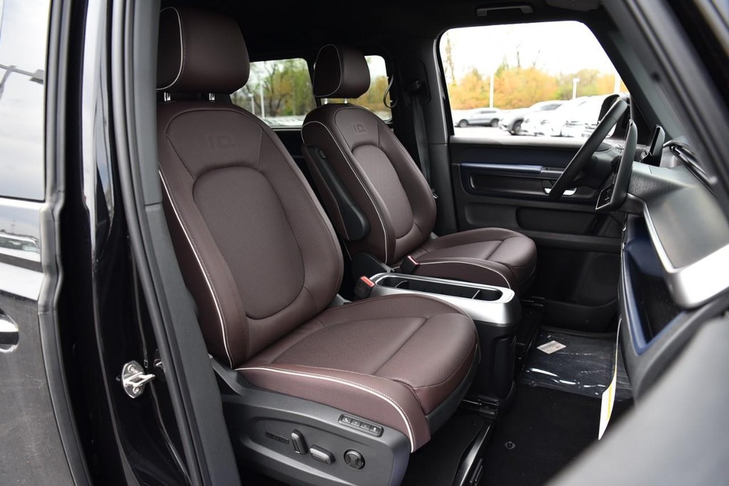 Volkswagen ID. Buzz Vehicle Full-screen Gallery Image 20