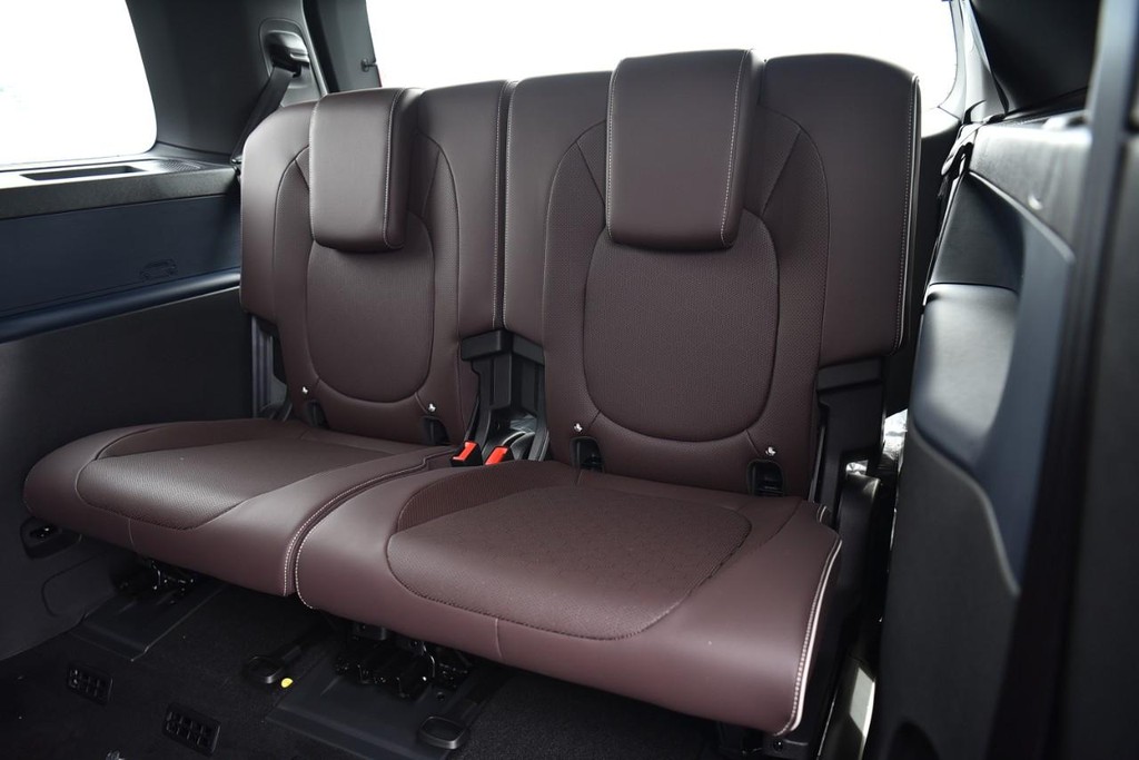 Volkswagen ID. Buzz Vehicle Full-screen Gallery Image 26