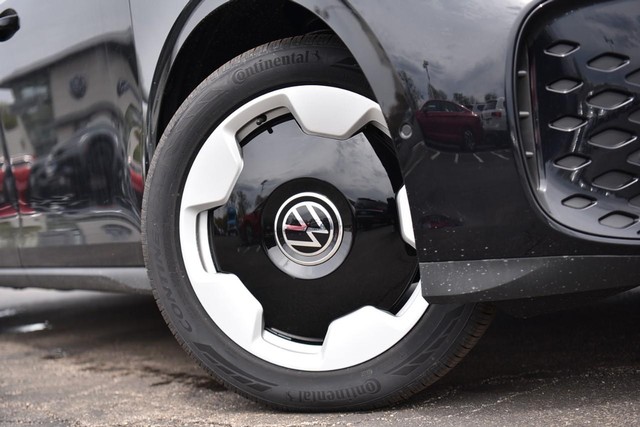 Volkswagen ID. Buzz Vehicle Image 03