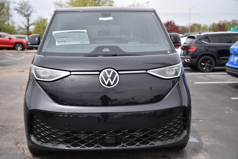 Volkswagen ID. Buzz Vehicle Image 04