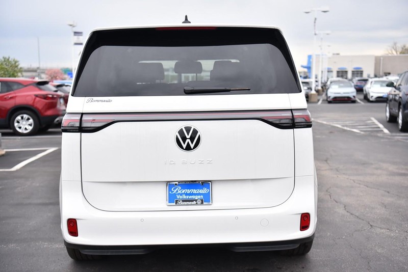 Volkswagen ID. Buzz Vehicle Image 06