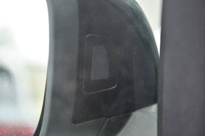 Volkswagen ID. Buzz Vehicle Image 11