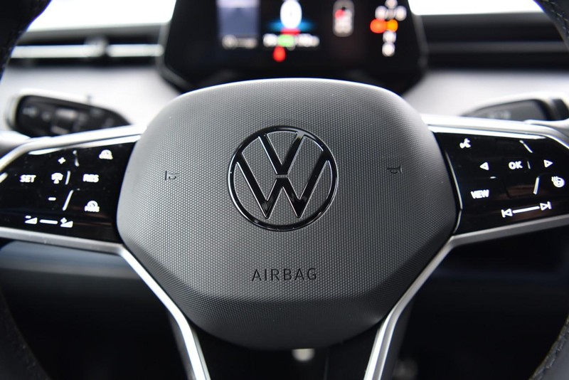 Volkswagen ID. Buzz Vehicle Image 18