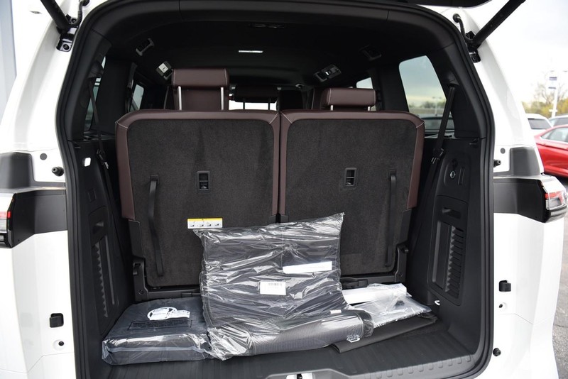 Volkswagen ID. Buzz Vehicle Image 25