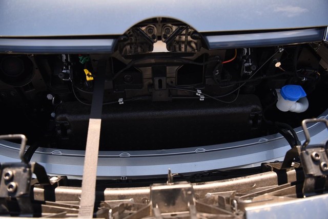 Volkswagen ID. Buzz Vehicle Image 23