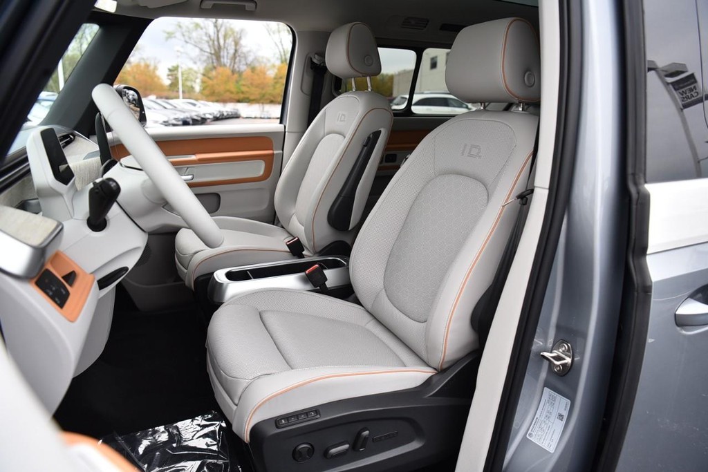 Volkswagen ID. Buzz Vehicle Full-screen Gallery Image 19