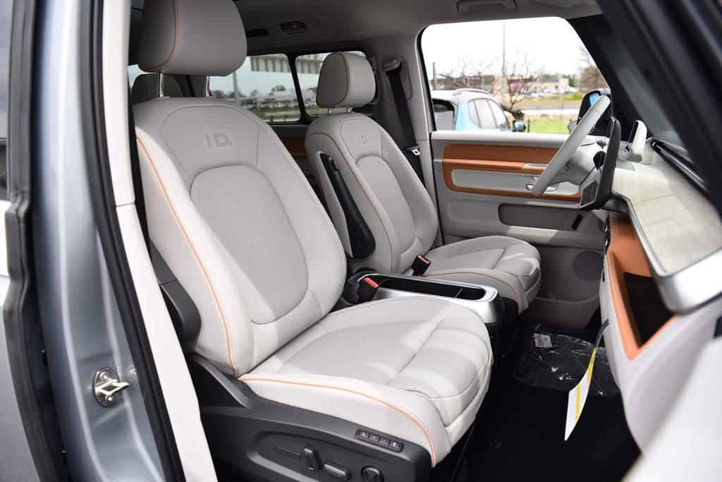 Volkswagen ID. Buzz Vehicle Full-screen Gallery Image 20