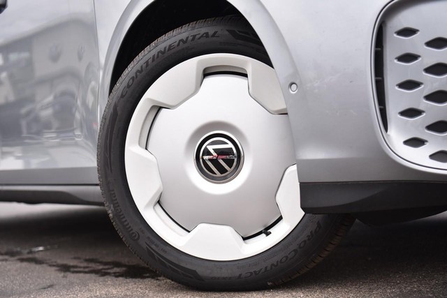 Volkswagen ID. Buzz Vehicle Image 03