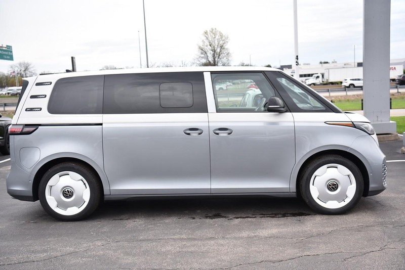 Volkswagen ID. Buzz Vehicle Image 05