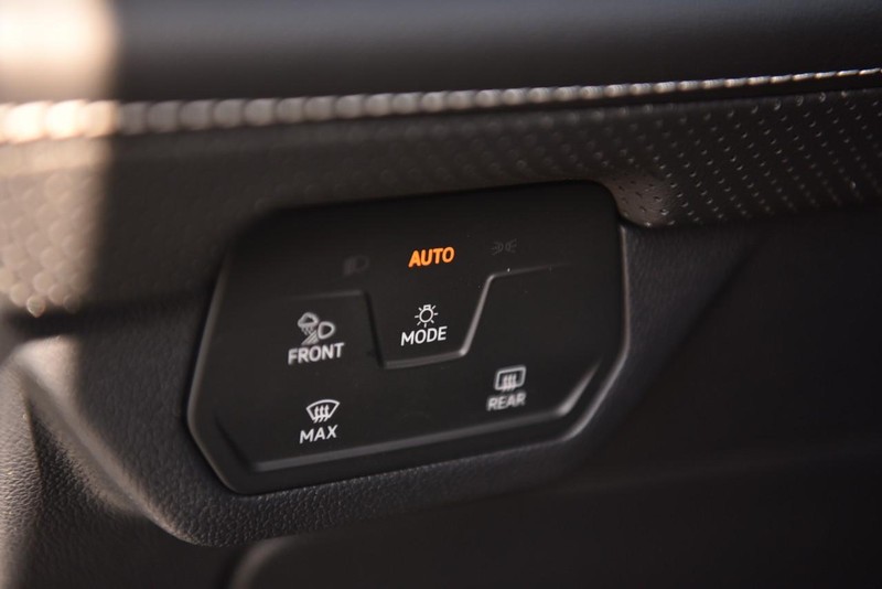 Volkswagen Atlas Vehicle Image 11