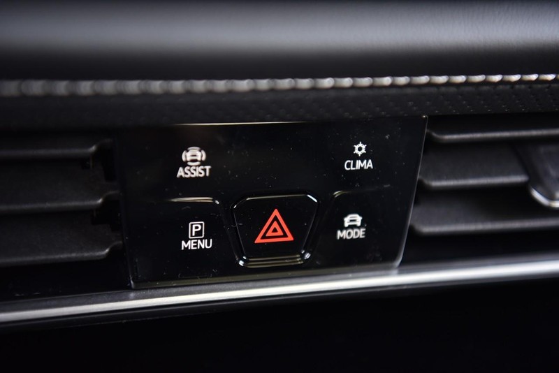 Volkswagen Atlas Vehicle Image 14