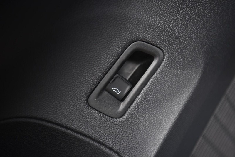 Volkswagen Atlas Vehicle Image 10