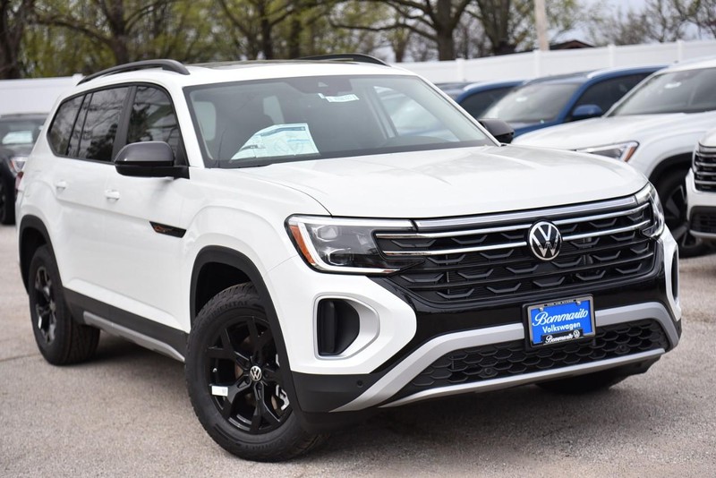 Volkswagen Atlas Vehicle Image 02