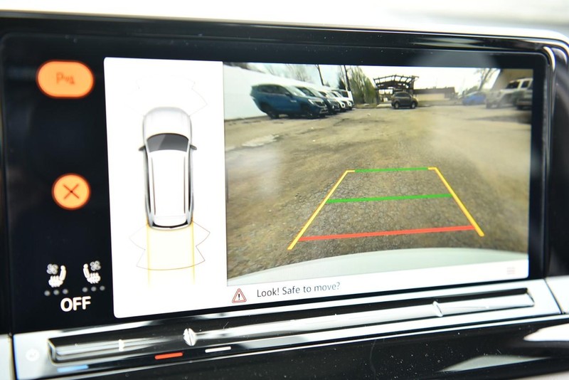 Volkswagen Atlas Vehicle Image 14