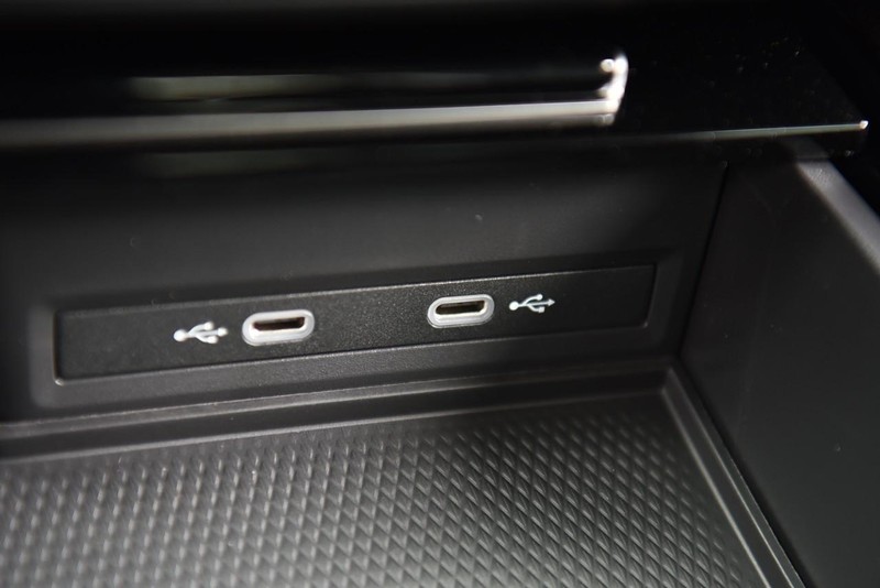 Volkswagen Atlas Vehicle Image 16