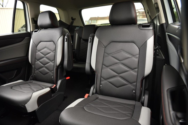 Volkswagen Atlas Vehicle Image 23