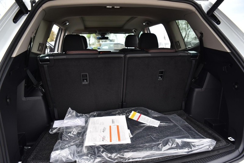 Volkswagen Atlas Vehicle Image 27