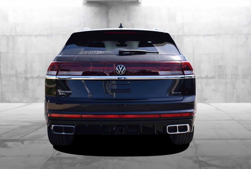 Volkswagen Atlas Cross Sport Vehicle Image 06