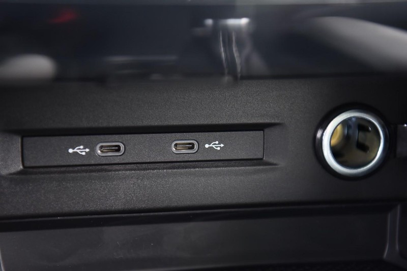 Volkswagen Taos Vehicle Image 15