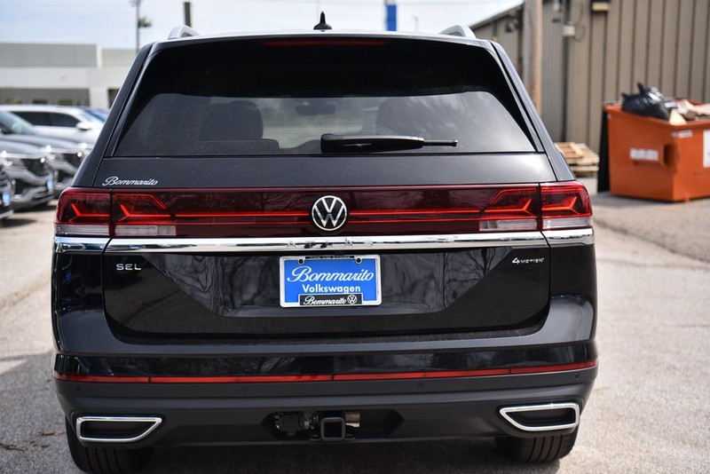 Volkswagen Atlas Vehicle Image 06