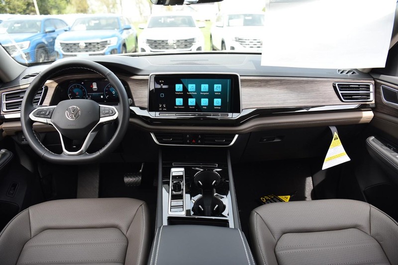 Volkswagen Atlas Vehicle Image 08